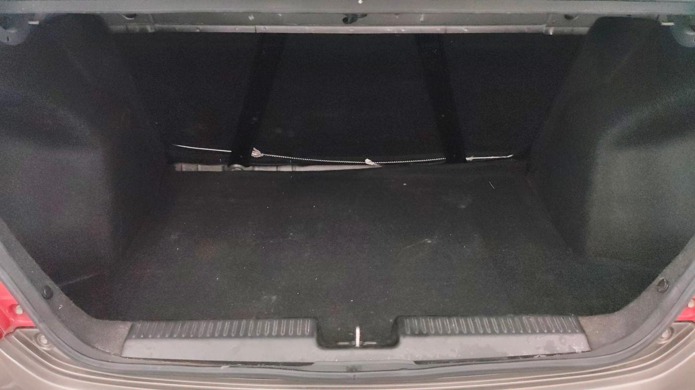 2019 Maruti Dzire VXI AMT, Petrol, Automatic, 77,051 km, Boot Inside