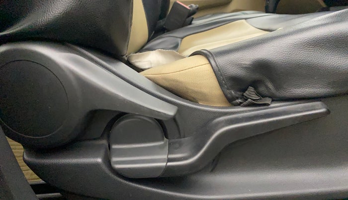 2018 Honda Amaze 1.2L I-VTEC V CVT, Petrol, Automatic, 1,30,378 km, Driver Side Adjustment Panel