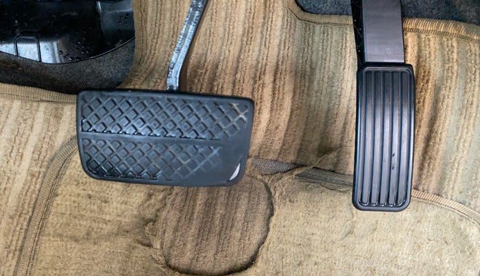 2018 Honda Amaze 1.2L I-VTEC V CVT, Petrol, Automatic, 1,30,378 km, Pedals