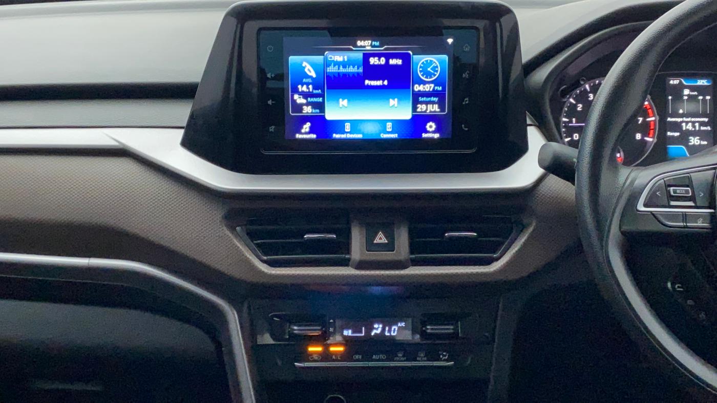 2022 Maruti BREZZA ZXI SMART HYBRID , Petrol, Manual, 9,750 km, Air Conditioner