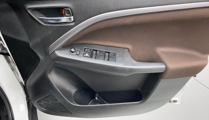 2022 Maruti BREZZA ZXI SMART HYBRID , Petrol, Manual, 9,750 km, Driver Side Door Panels Control