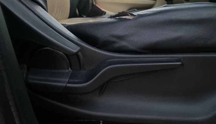 2019 Honda Amaze 1.2L I-VTEC S, Petrol, Manual, 91,770 km, Driver Side Adjustment Panel