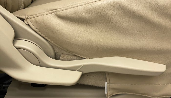 2022 Maruti Dzire ZXI CNG, CNG, Manual, 13,441 km, Driver Side Adjustment Panel