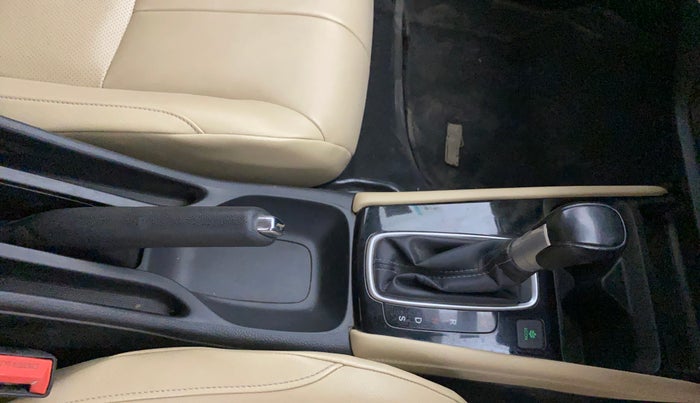 2022 Honda City 1.5L I-VTEC ZX CVT, Petrol, Automatic, 83,559 km, Gear Lever