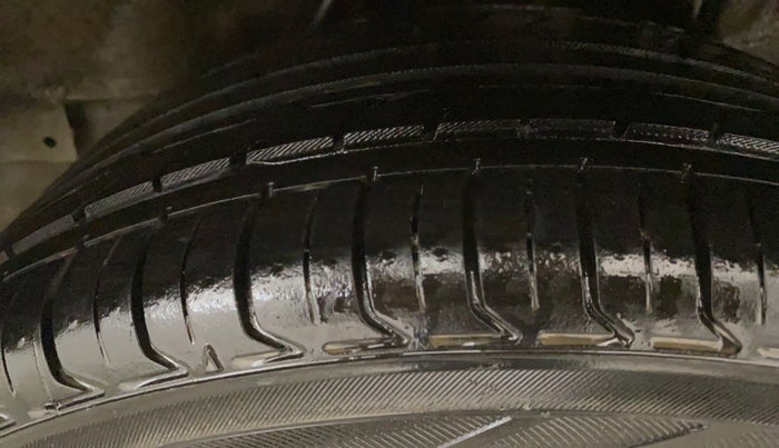 2022 Honda City 1.5L I-VTEC ZX CVT, Petrol, Automatic, 83,559 km, Left Rear Tyre Tread