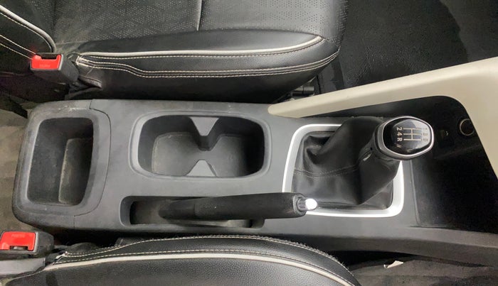 2021 Nissan MAGNITE XV TURBO, Petrol, Manual, 87,969 km, Gear Lever