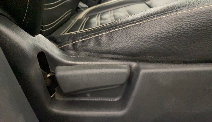 2016 Maruti Alto K10 VXI, Petrol, Manual, 79,244 km, Driver Side Adjustment Panel