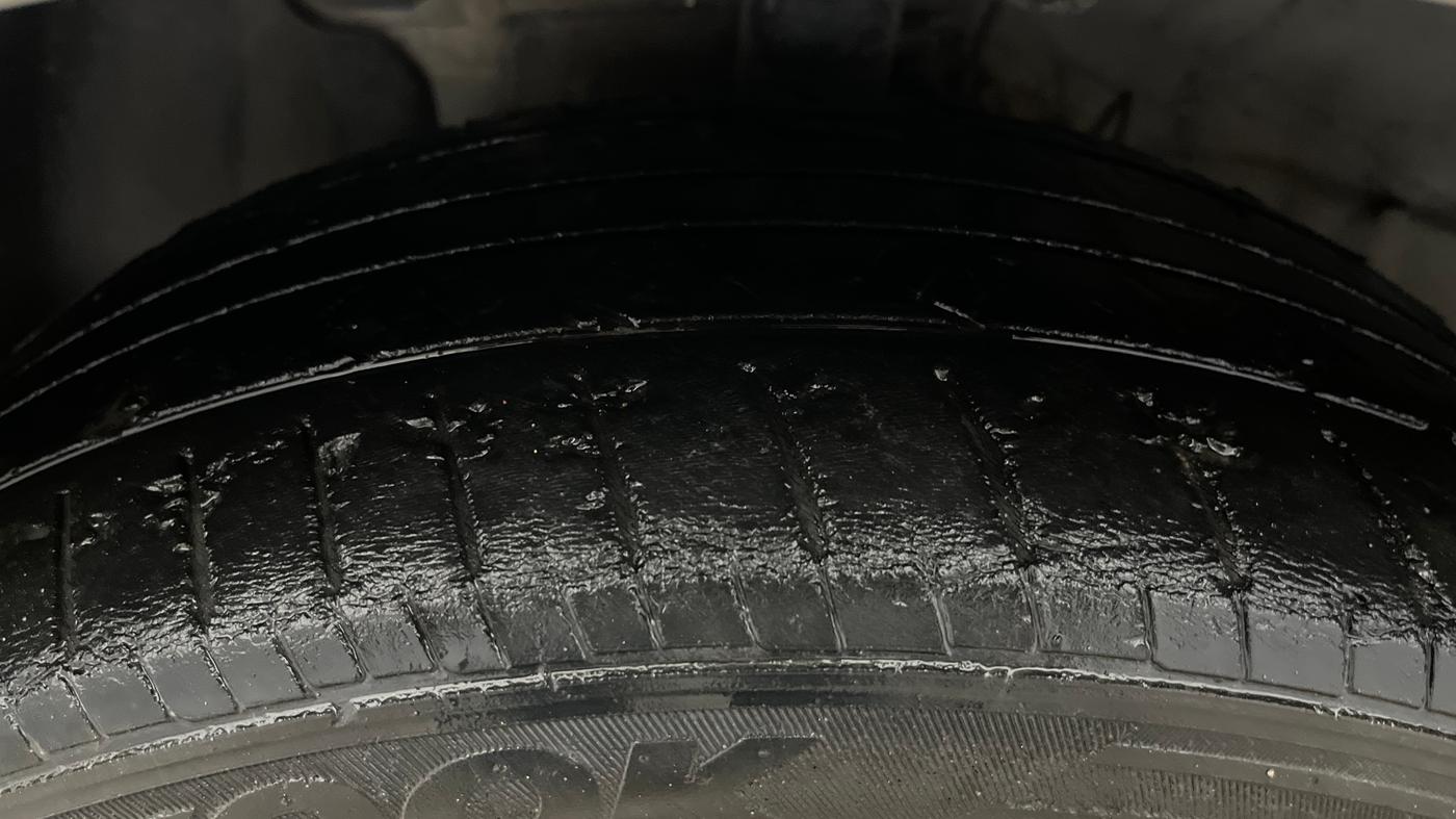 2019 Hyundai Verna 1.6 VTVT SX, Petrol, Manual, 34,369 km, Left Front Tyre Tread