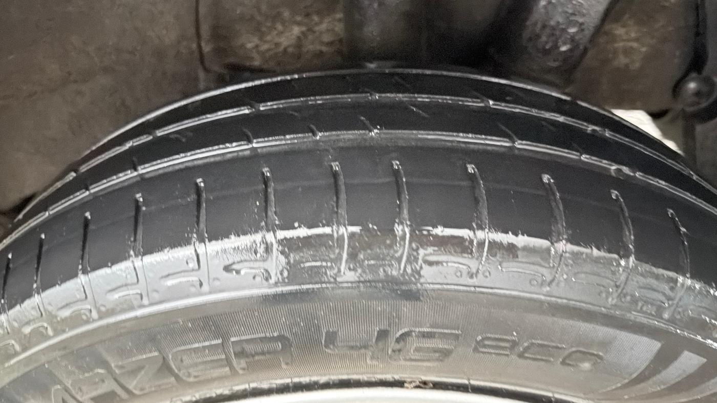 2020 Hyundai AURA S 1.2 CNG, CNG, Manual, 67,843 km, Left Rear Tyre Tread