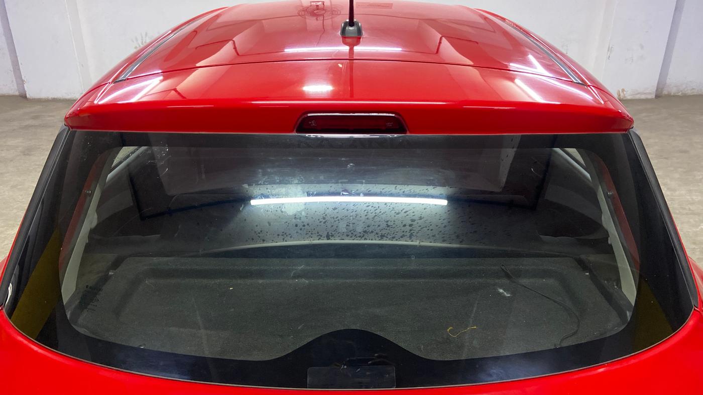 2019 Maruti Swift VXI, Petrol, Manual, 65,760 km, Rear Wiper
