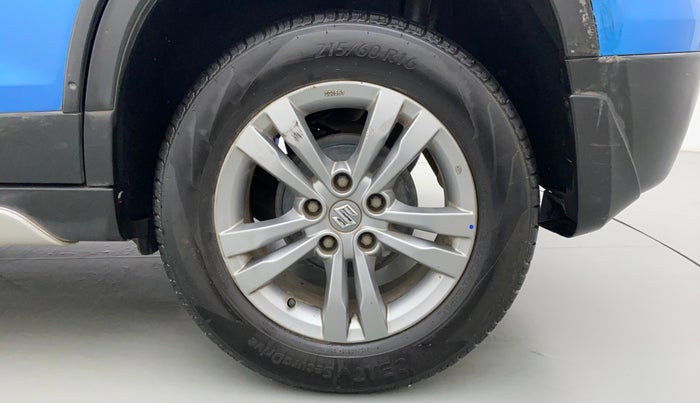 2016 Maruti Vitara Brezza ZDI PLUS DUAL TONE, Diesel, Manual, 57,838 km, Left Rear Wheel