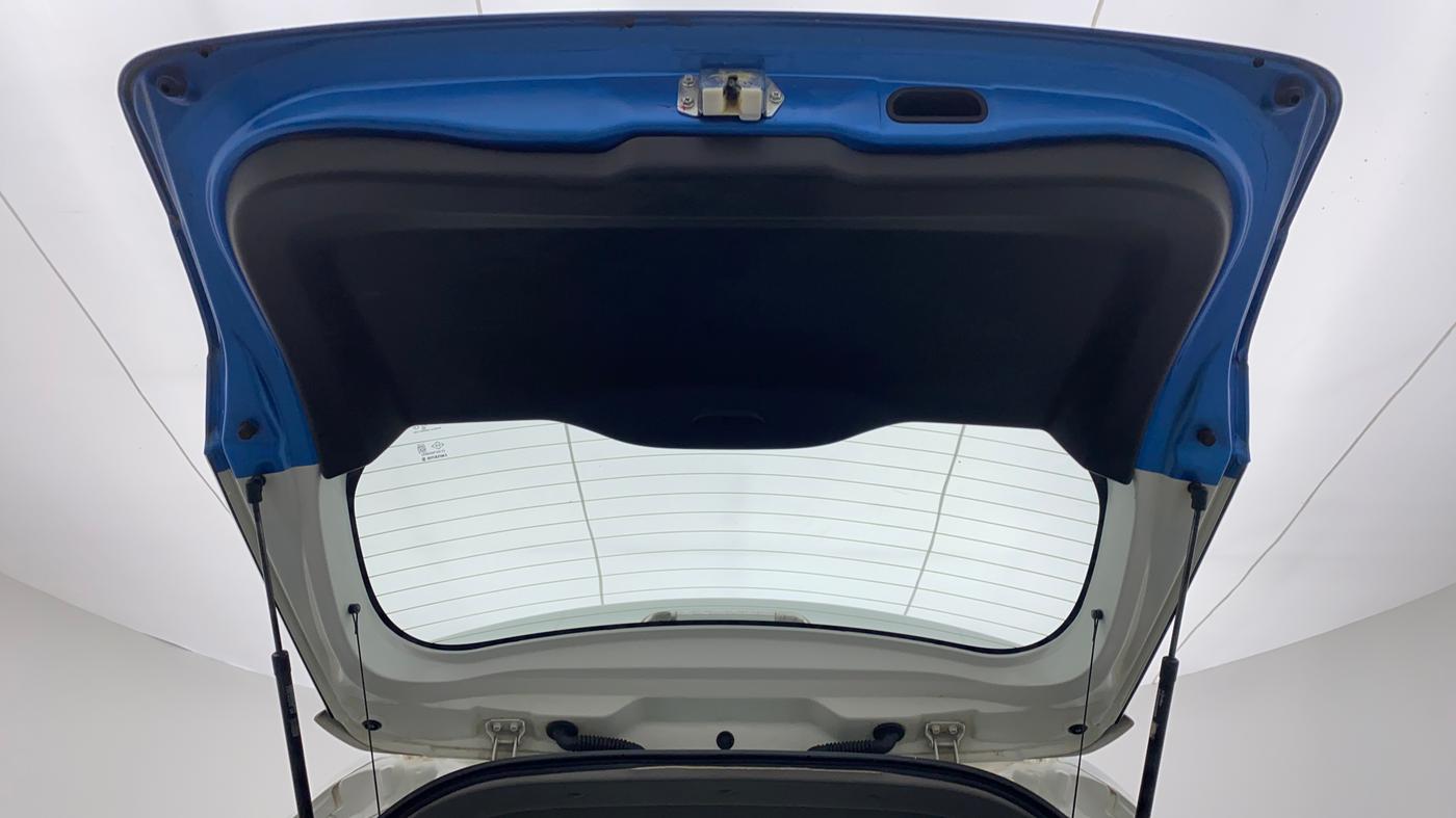 2016 Maruti Vitara Brezza ZDI PLUS DUAL TONE, Diesel, Manual, 57,838 km, Boot Door Open