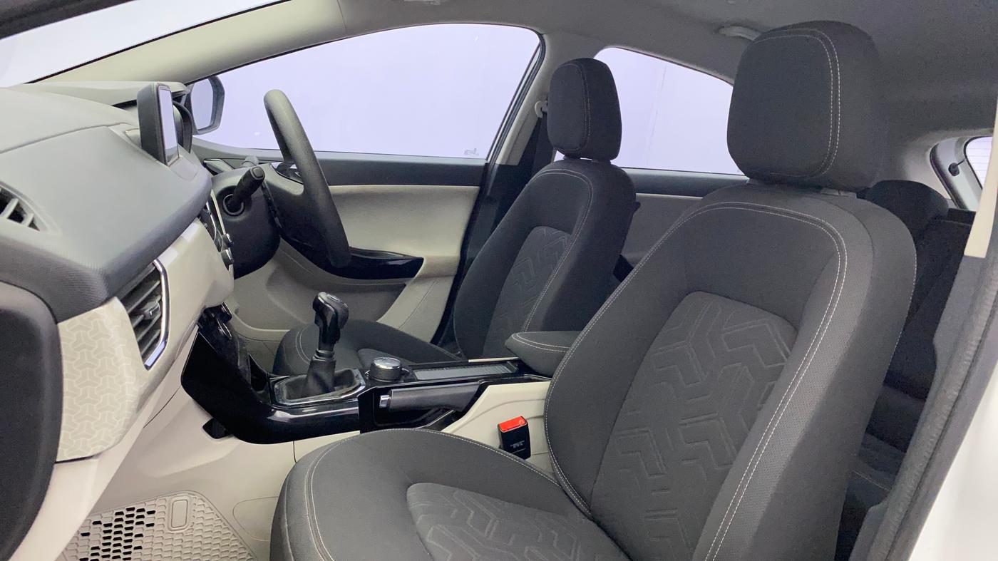 2020 Tata NEXON XZ PLUS PETROL, Petrol, Manual, 52,997 km, Right Side Front Door Cabin