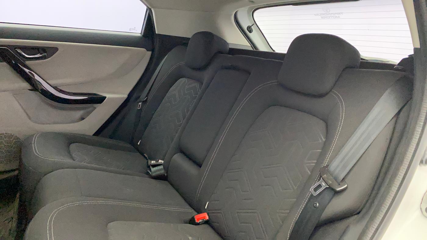 2020 Tata NEXON XZ PLUS PETROL, Petrol, Manual, 52,997 km, Right Side Rear Door Cabin