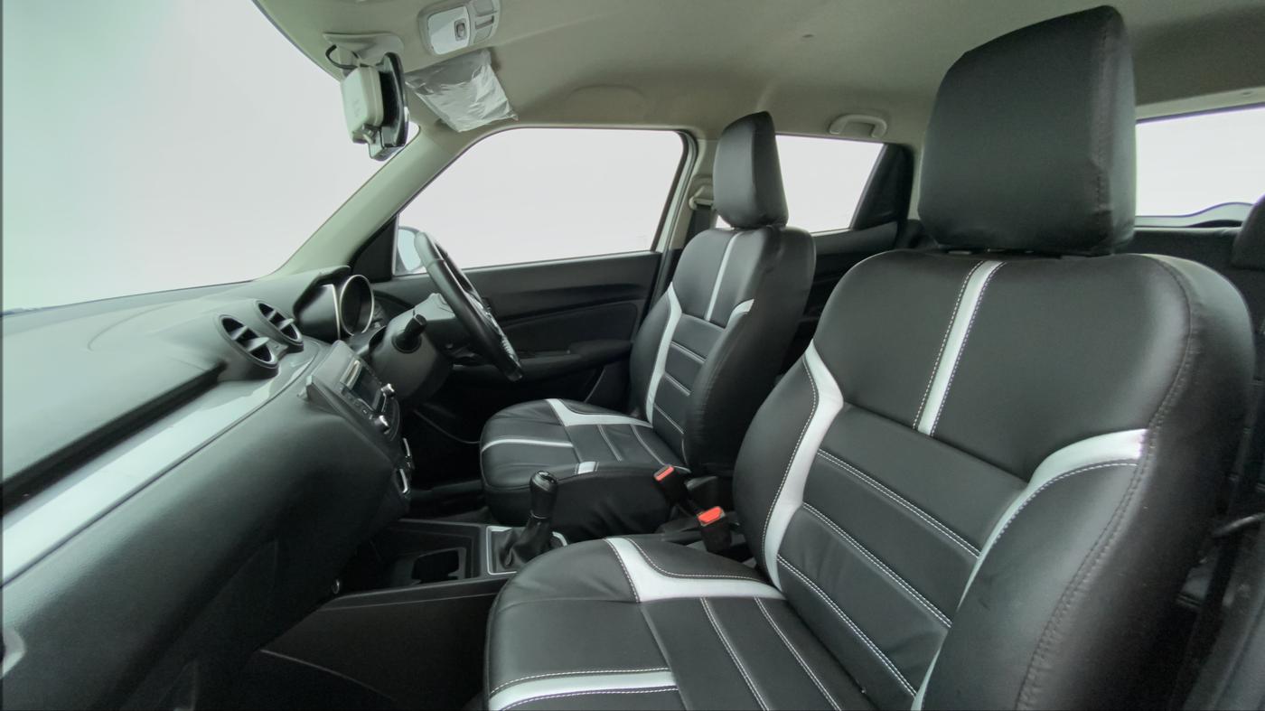 2018 Maruti Swift VXI D, Petrol, Manual, 44,843 km, Right Side Front Door Cabin View