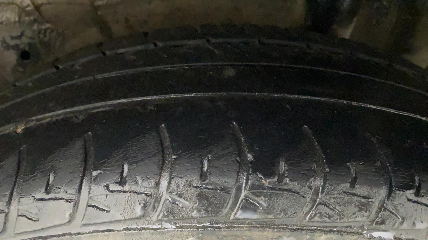 2016 Maruti Celerio ZXI AMT, Petrol, Automatic, 64,747 km, Left Rear Tyre Tread
