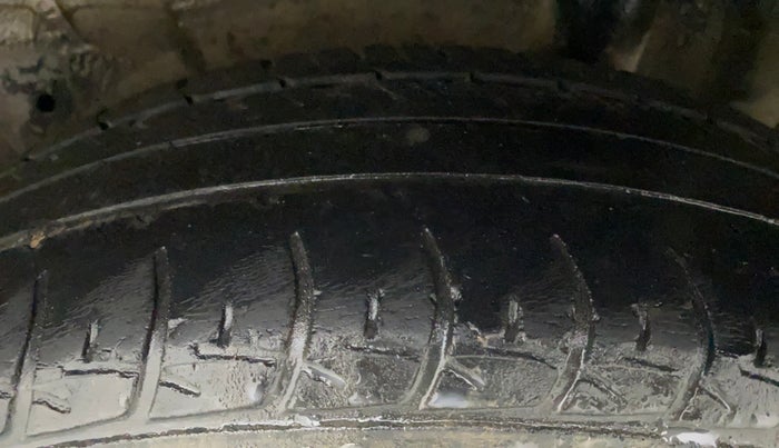 2016 Maruti Celerio ZXI AMT, Petrol, Automatic, 64,747 km, Left Rear Tyre Tread