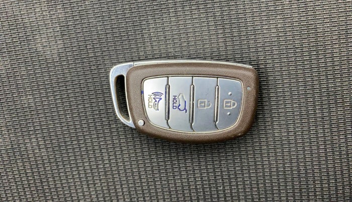 2019 Hyundai VENUE SX PLUS 1.0 TURBO DCT, Petrol, Automatic, 32,319 km, Key Close Up