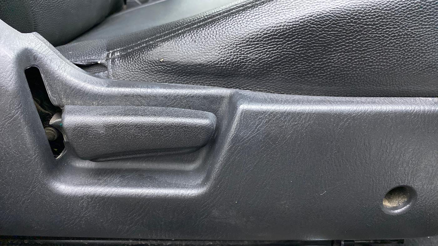2020 Maruti Alto LXI, Petrol, Manual, 11,663 km, Driver Side Adjustment Panel