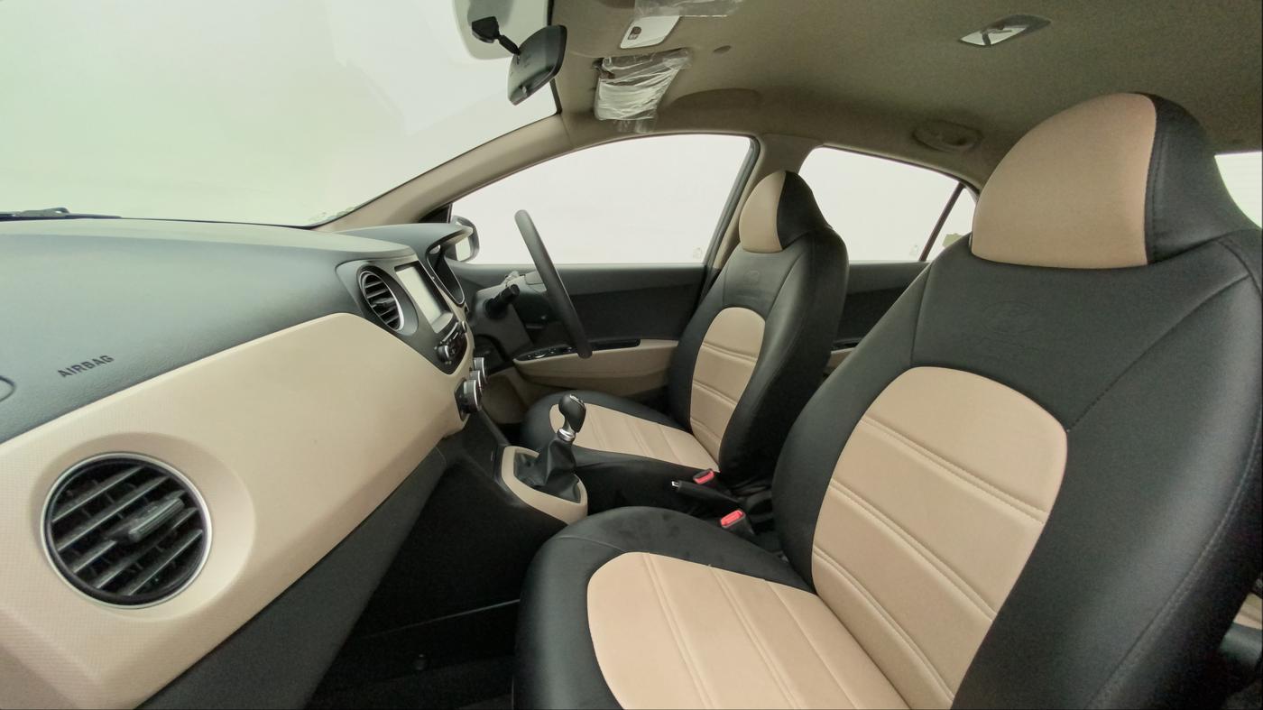 2019 Hyundai Xcent SX 1.2, Petrol, Manual, 18,590 km, Right Side Front Door Cabin