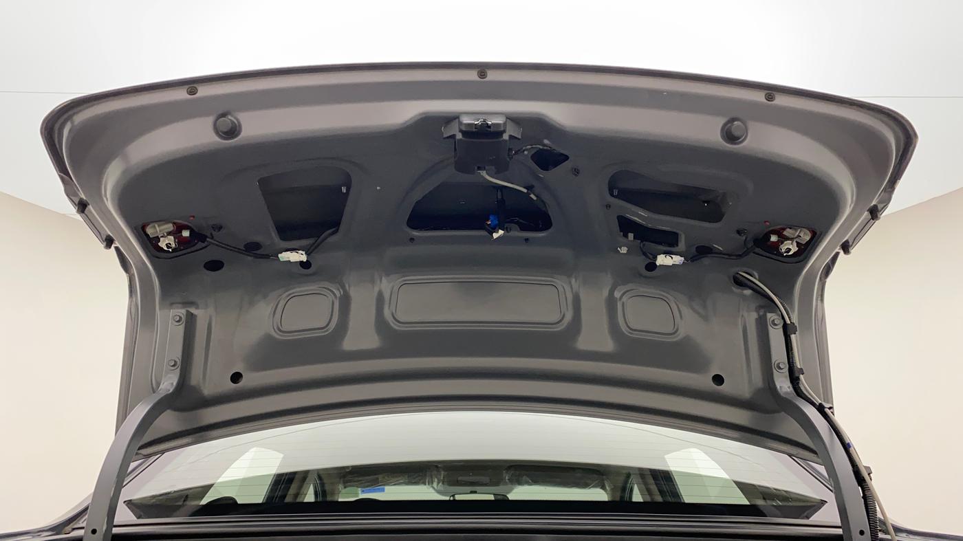 2019 Hyundai Xcent SX 1.2, Petrol, Manual, 18,590 km, Boot Door Open