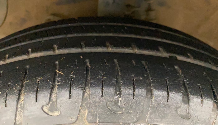 2019 Hyundai Xcent SX 1.2, Petrol, Manual, 18,590 km, Left Front Tyre Tread