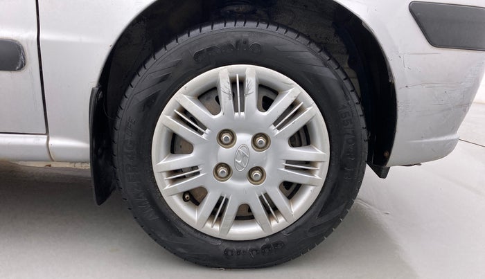 2010 Hyundai Santro Xing GLS, Petrol, Manual, 90,566 km, Right Front Wheel