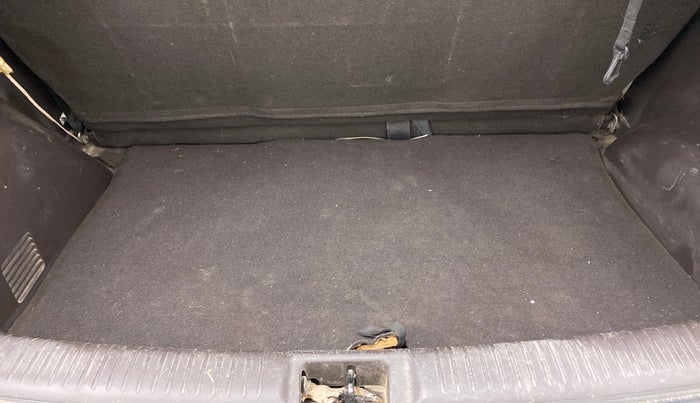 2010 Hyundai Santro Xing GLS, Petrol, Manual, 90,566 km, Boot Inside