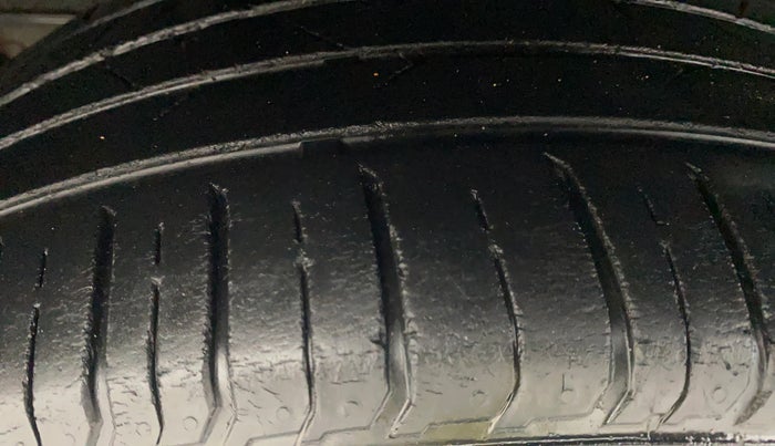 2019 Hyundai VENUE SX PLUS 1.0 TURBO DCT, Petrol, Automatic, 44,481 km, Right Rear Tyre Tread