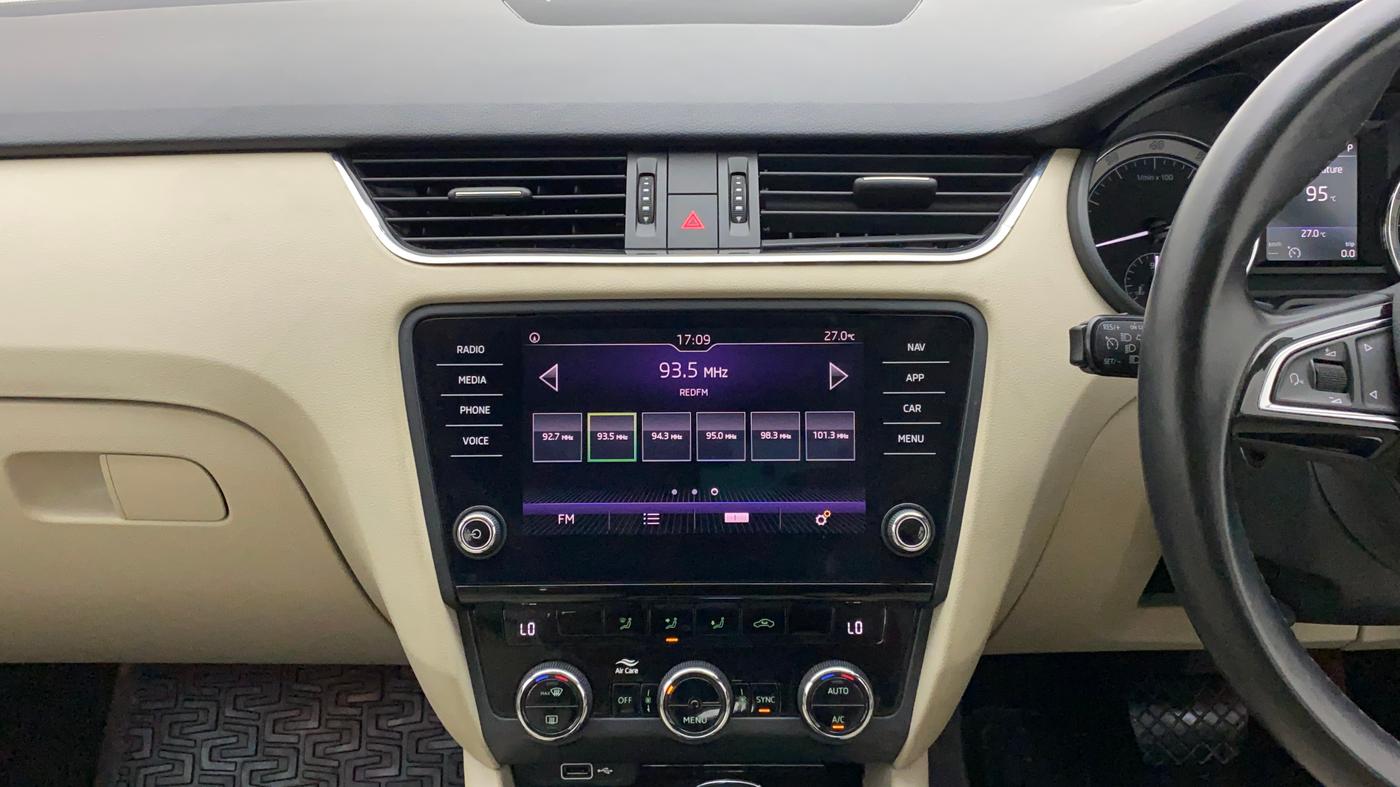 2018 Skoda Octavia L&K 1.8 TSI AT, Petrol, Automatic, 24,935 km, Air Conditioner