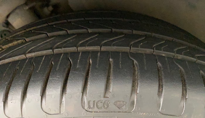 2018 Skoda Octavia L&K 1.8 TSI AT, Petrol, Automatic, 24,935 km, Right Front Tyre Tread