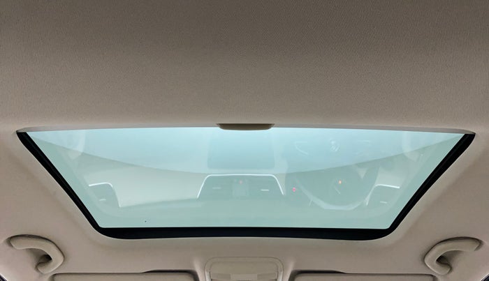 2018 Skoda Octavia L&K 1.8 TSI AT, Petrol, Automatic, 24,935 km, Moonroof/ Sunroof