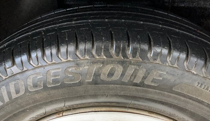 2022 Tata ALTROZ XE PETROL, Petrol, Manual, 26,076 km, Right Rear Tyre Tread