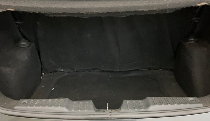 2022 Tata ALTROZ XE PETROL, Petrol, Manual, 26,076 km, Boot Inside