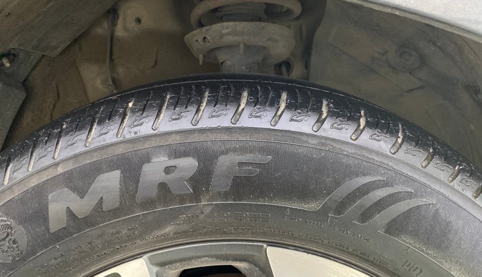 2020 KIA SONET GTX PLUS 1.5 AT, Diesel, Automatic, 50,745 km, Right Front Tyre Tread