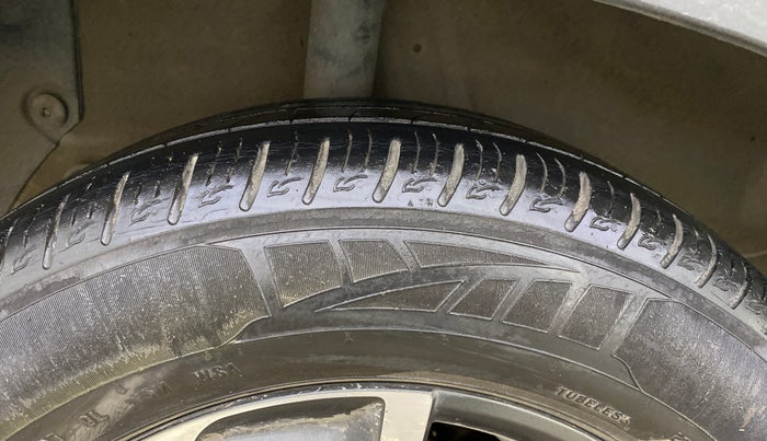 2020 KIA SONET GTX PLUS 1.5 AT, Diesel, Automatic, 50,745 km, Right Rear Tyre Tread