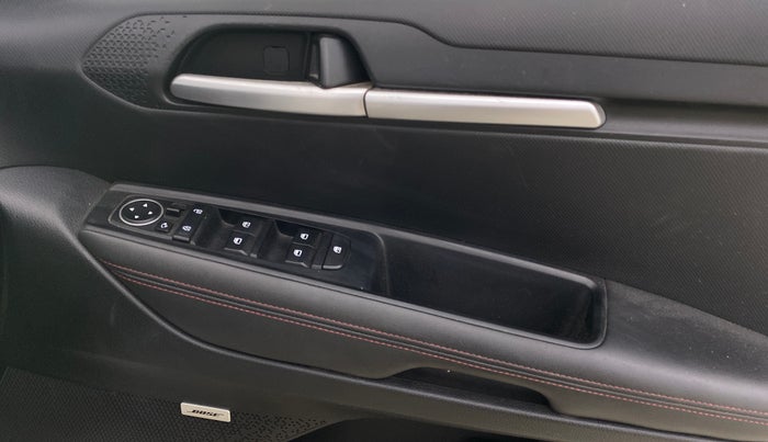 2020 KIA SONET GTX PLUS 1.5 AT, Diesel, Automatic, 50,745 km, Driver Side Door Panels Control