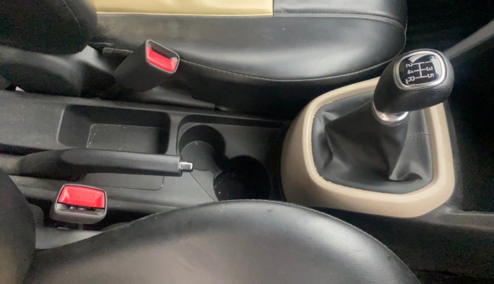 2019 Hyundai Grand i10 SPORTZ 1.2 KAPPA VTVT, Petrol, Manual, 27,746 km, Gear Lever