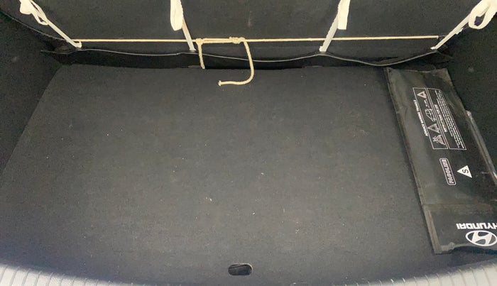 2019 Hyundai Grand i10 SPORTZ 1.2 KAPPA VTVT, Petrol, Manual, 27,746 km, Boot Inside