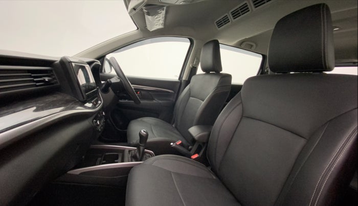 2022 Maruti XL6 ALPHA PLUS MT, Petrol, Manual, 19,231 km, Right Side Front Door Cabin