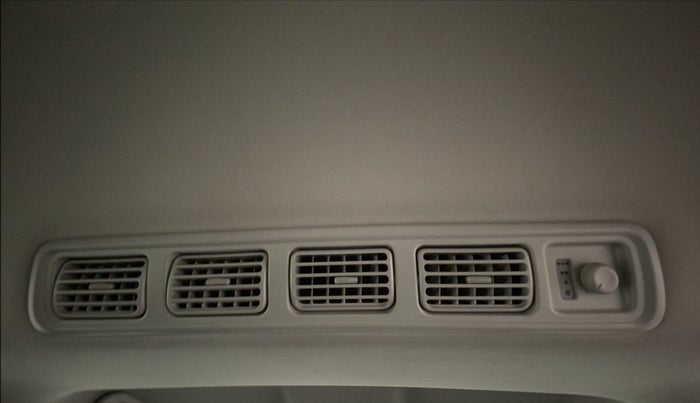 2022 Maruti XL6 ALPHA PLUS MT, Petrol, Manual, 19,231 km, Rear AC Vents