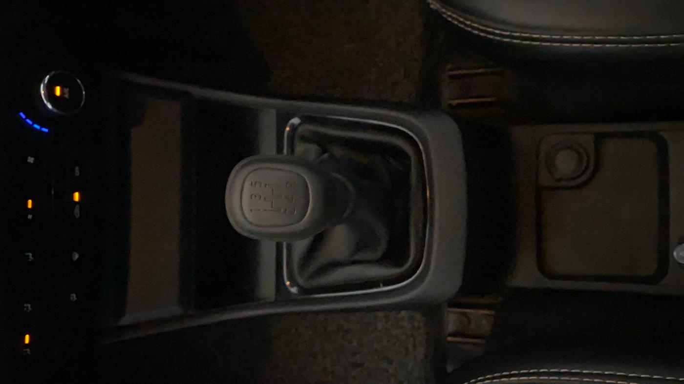 2024 Tata PUNCH PURE MT CNG, CNG, Manual, 5,643 km, Gear Lever