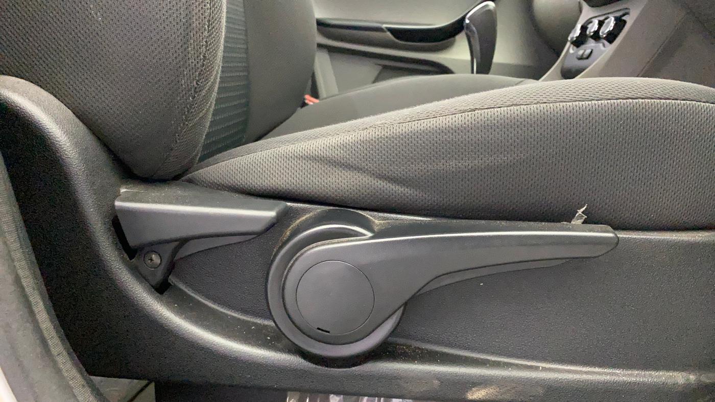 2017 Tata Tiago XZA PETROL, Petrol, Automatic, 46,481 km, Driver Side Adjustment Panel