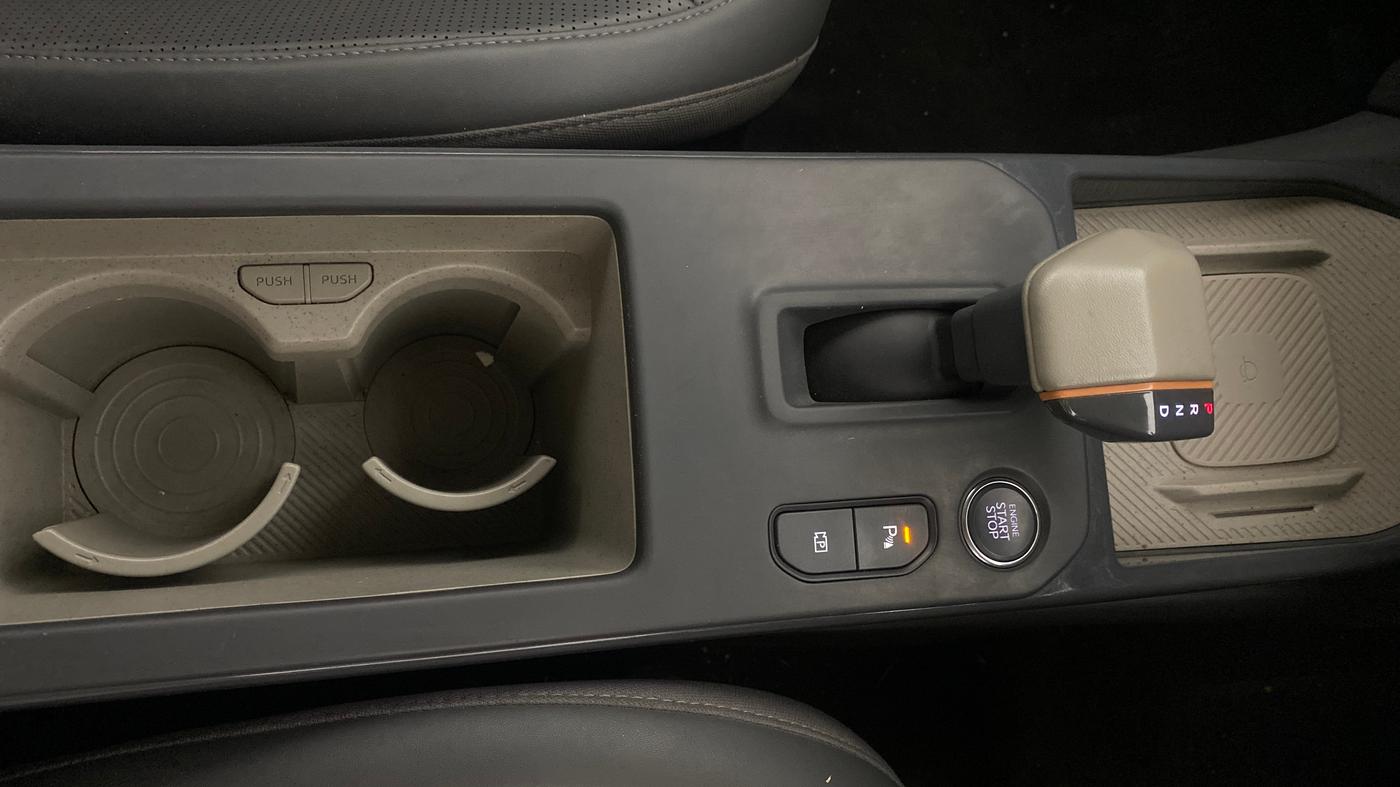 2025 KIA SYROS HTX Plus (O) 1.5 Diesel 6AT, Diesel, Automatic, 10,310 km, Gear Lever