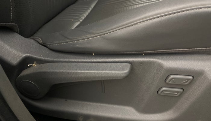 2025 KIA SYROS HTX Plus (O) 1.5 Diesel 6AT, Diesel, Automatic, 10,310 km, Driver Side Adjustment Panel