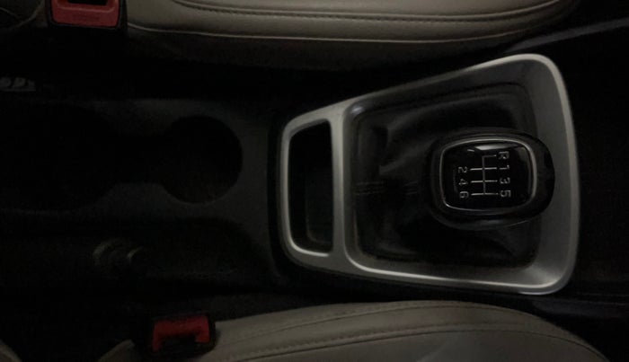 2020 Hyundai VENUE SX 1.0 TURBO, Petrol, Manual, 56,321 km, Gear Lever