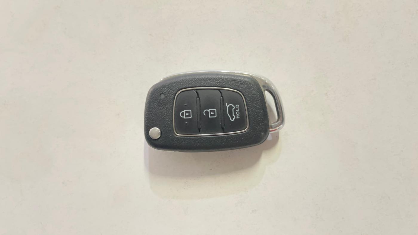 2020 Hyundai VENUE SX 1.0 TURBO, Petrol, Manual, 56,338 km, Key Close Up