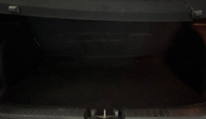 2020 Hyundai VENUE SX 1.0 TURBO, Petrol, Manual, 56,321 km, Boot Inside