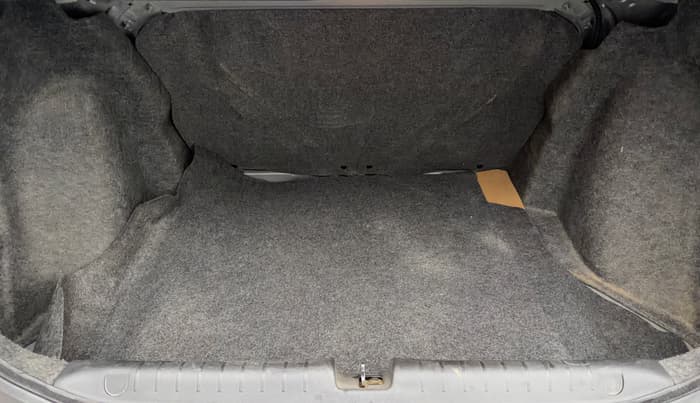 2018 Honda Amaze 1.2L I-VTEC V CVT, Petrol, Automatic, 54,023 km, Boot Inside