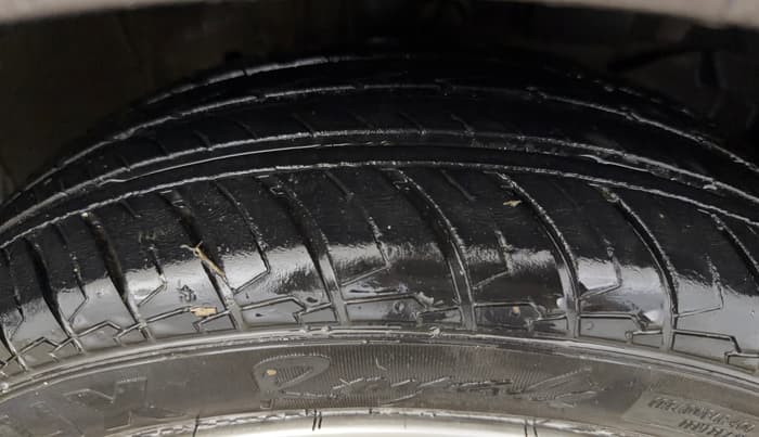 2018 Honda Amaze 1.2L I-VTEC V CVT, Petrol, Automatic, 54,023 km, Right Front Tyre Tread
